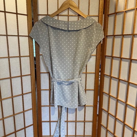 H&M polkadot blouse - Picture 2 of 7